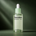 Sérum Apaisant Balanceful Cica - visuel produit sur fond vert premium