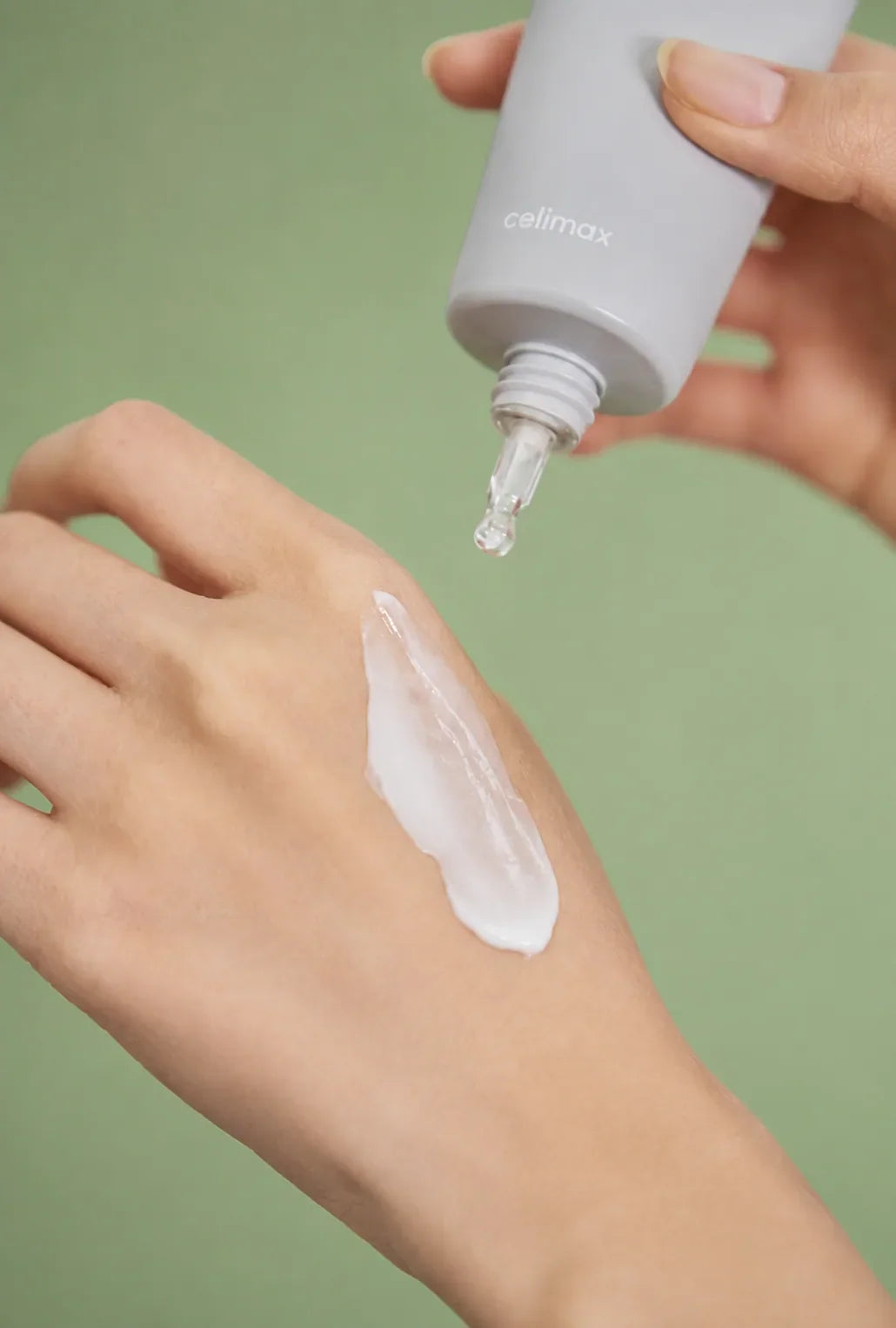 Crème Hydratante Barrière aux 5 Céramides celimax — application