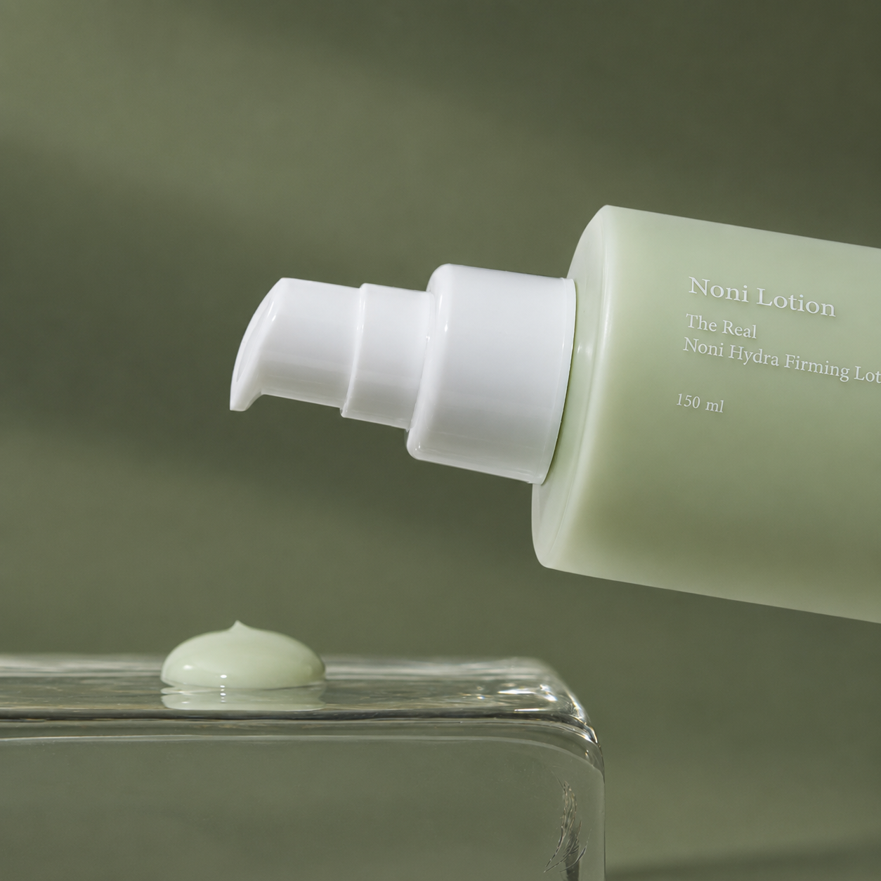 Lotion Raffermissante au Noni celimax — flacon et texture
