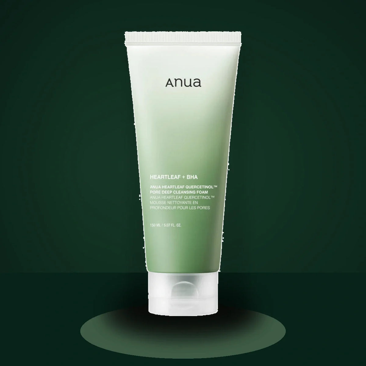 ANUA Mousse Nettoyante Heartleaf Quercetinol Pore Deep 150 ml sur fond vert premium