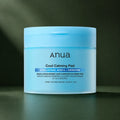 ANUA Pads Apaisants 8 Acides Hyaluroniques et Catéchine 110 pads sur fond vert premium