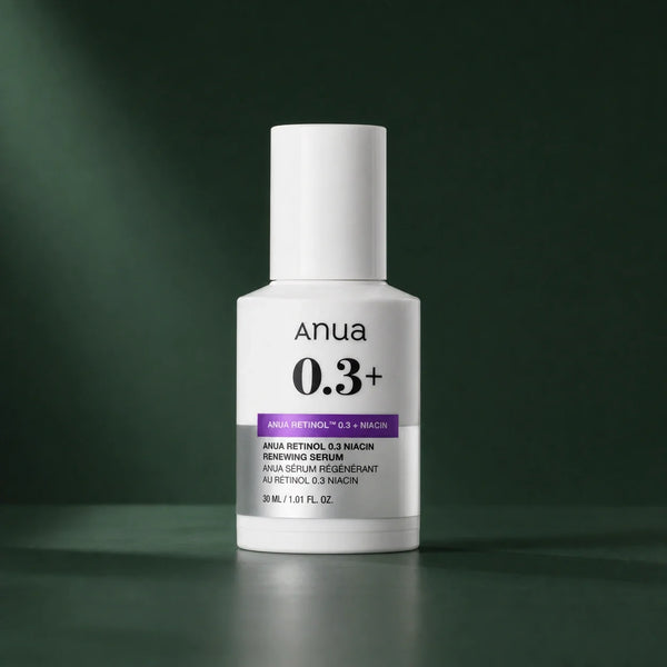 ANUA Sérum Nano Retinol 0,3 % + Niacin Renewing 30 ml sur fond vert premium
