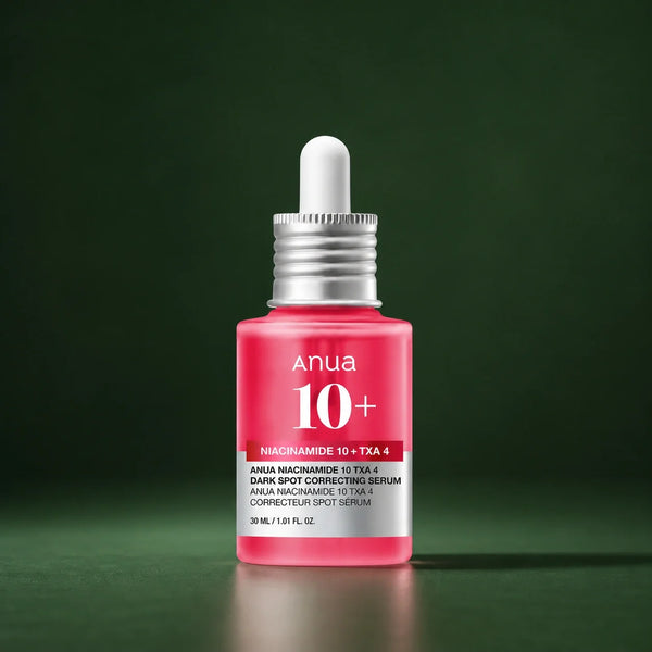 ANUA Sérum Niacinamide 10 % + TXA 4 % Anti-Taches 30 ml sur fond vert premium