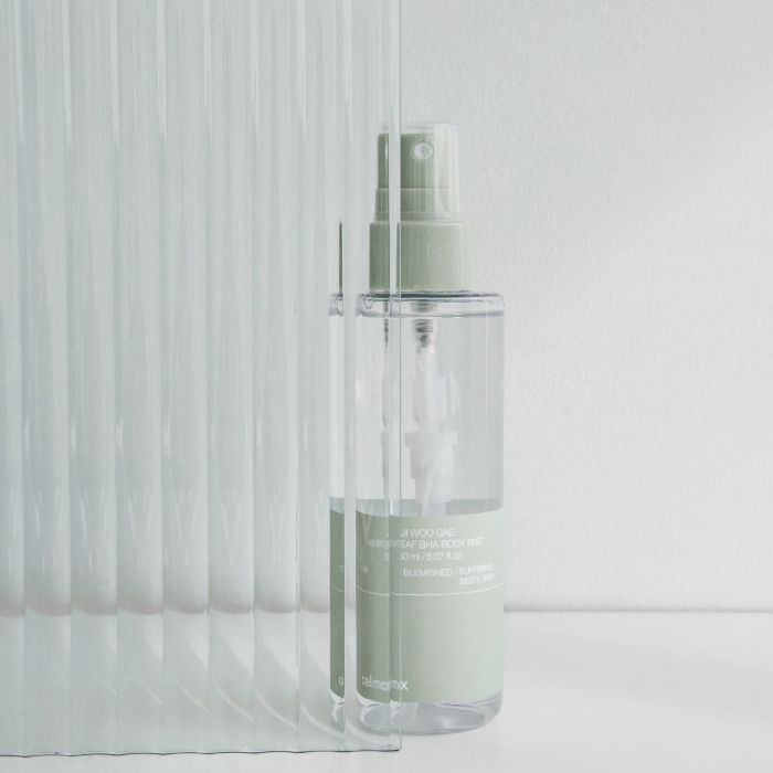 Brume Corps Exfoliante Heartleaf BHA JI WOO GAE celimax