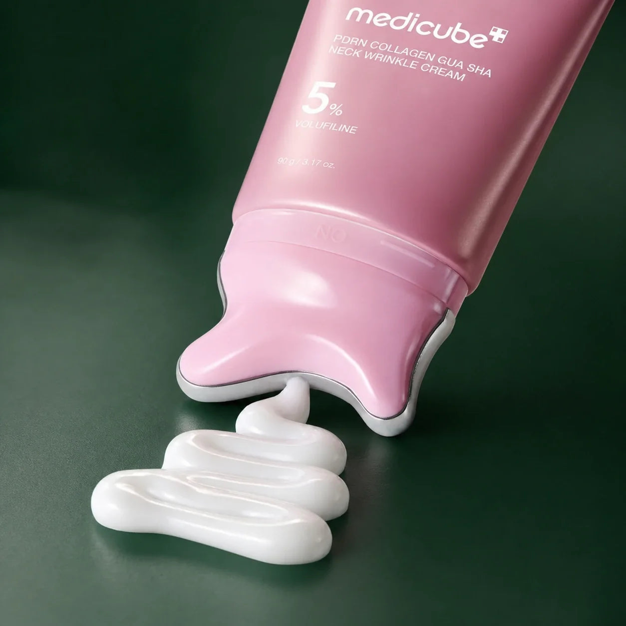 Applicateur gua sha et texture de la Crème Cou PDRN Collagène Medicube