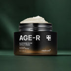 Medicube Crème Capsule Glutathion Glow AGE-R – pot ouvert sur fond vert premium