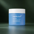 Crème Gelée Hyaluronic Ceramide Medicube sur fond vert profond