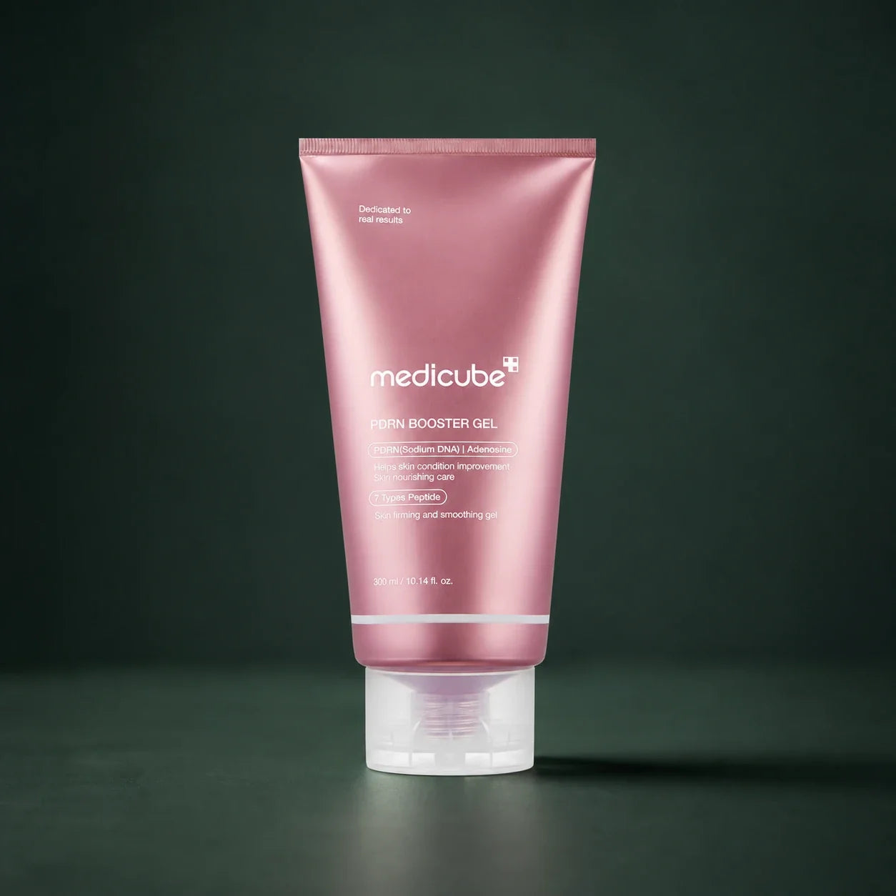 Medicube Gel Booster PDRN AGE-R – tube booster sur fond vert premium