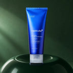 Masque Medicube Zero Pore Blackhead sur socle vert brillant