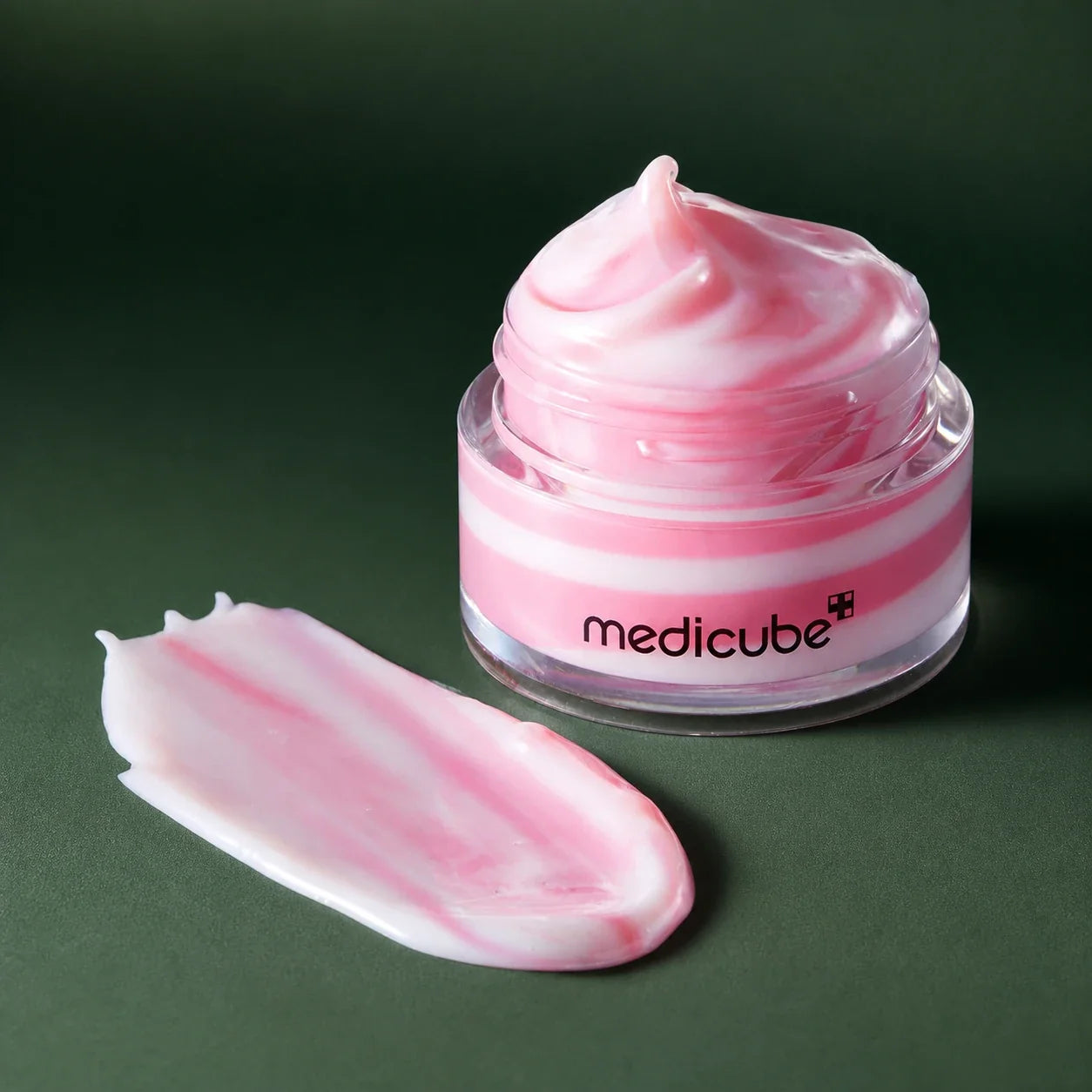 Masque lèvres Medicube PDRN ouvert avec texture bicolore