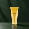 Tube Medicube Kojic Acid Turmeric Night Wrapping Mask sur fond vert