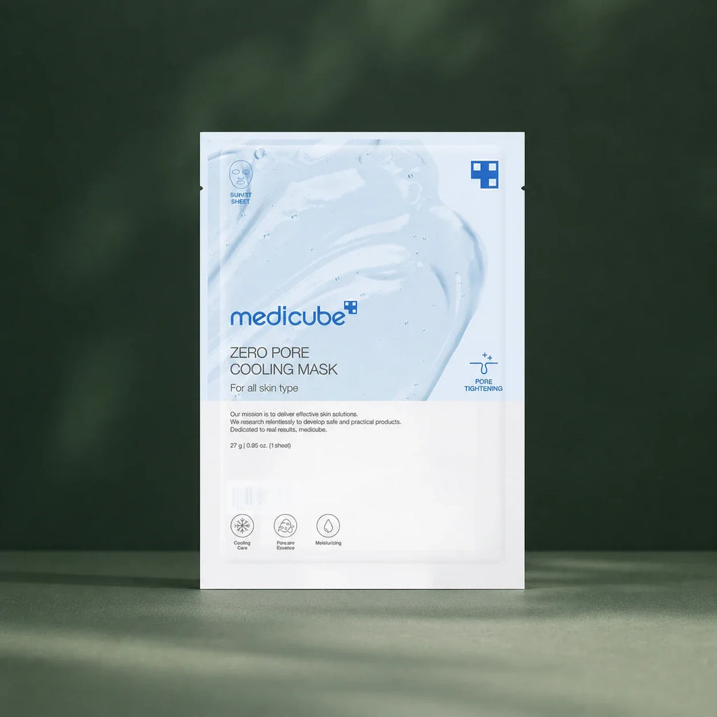 Masque Medicube Zero Pore Cooling sur fond vert profond
