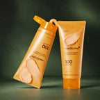 Tubes Medicube Kojic Acid Turmeric Toning Cleanser sur fond vert profond