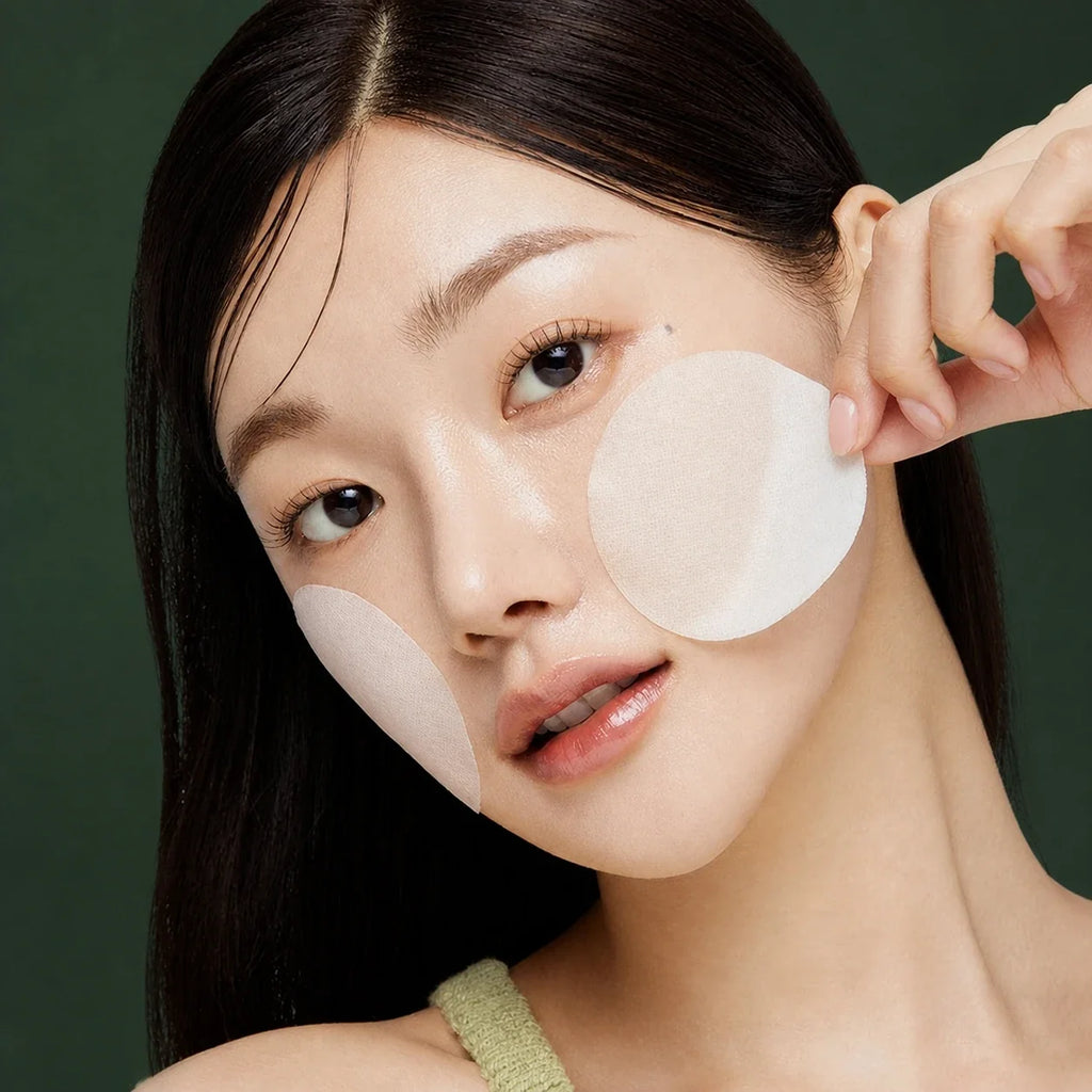 Pads Apaisants Exosome Cica Medicube appliqués sur le visage