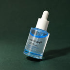 Flacon incliné du sérum Medicube hyaluronique multi-peptides