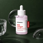 Ampoule Fermeté Red Lacto Collagen MEDIPEEL – vue principale sur fond vert profond.
