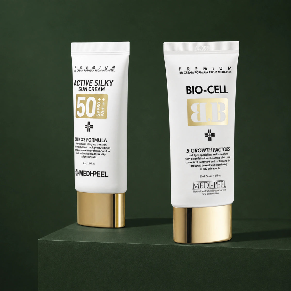 BB Crème Hydratante Éclat & Couvrance Naturelle MEDIPEEL – vue 4 sur fond vert profond.