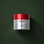 Crème Fermeté Peptide 9 Volume & Tension MEDIPEEL – vue 3 sur fond vert profond.