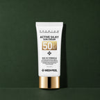 Crème Solaire Visage Soyeuse SPF50+ PA+++ MEDIPEEL – vue principale sur fond vert profond.