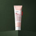 Gel Exfoliant Konjac Red Lacto Collagen MEDIPEEL – vue principale sur fond vert profond.