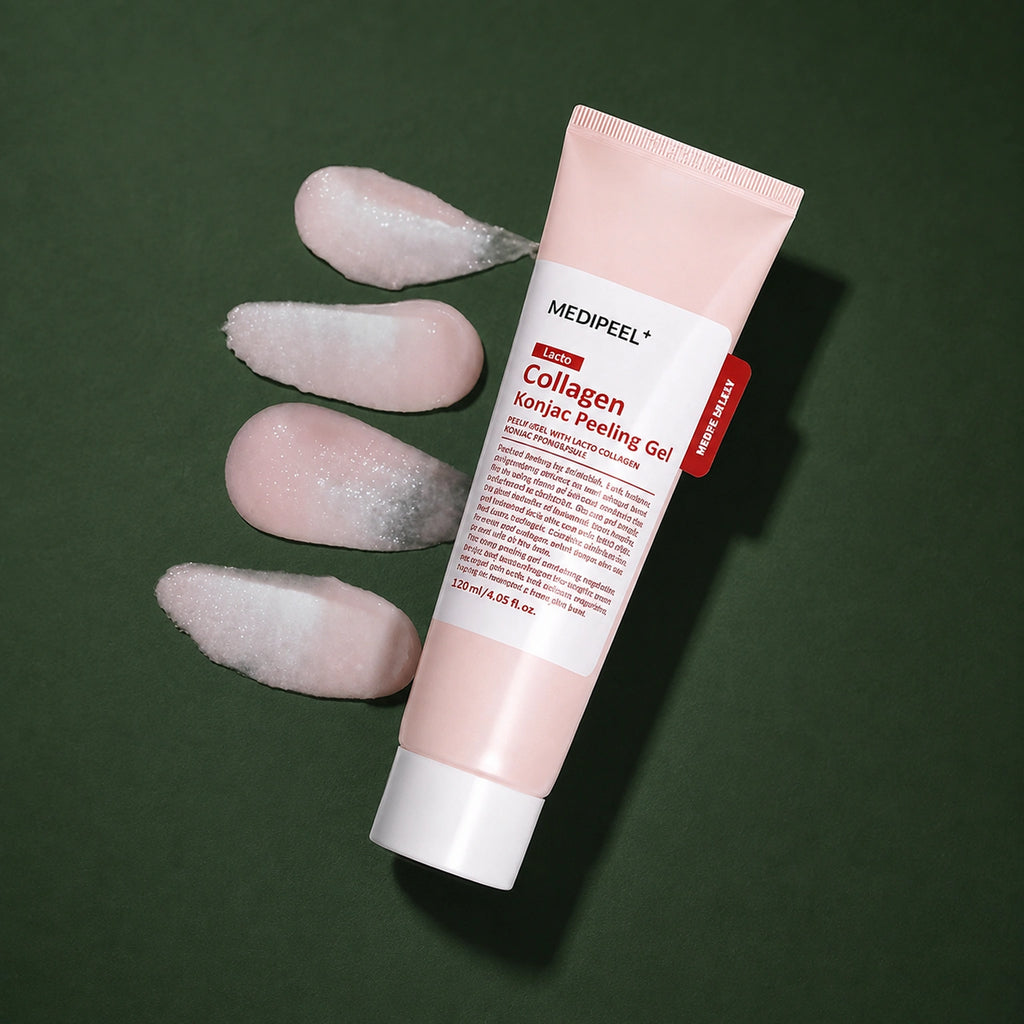 Gel Exfoliant Konjac Red Lacto Collagen MEDIPEEL – vue 3 sur fond vert profond.