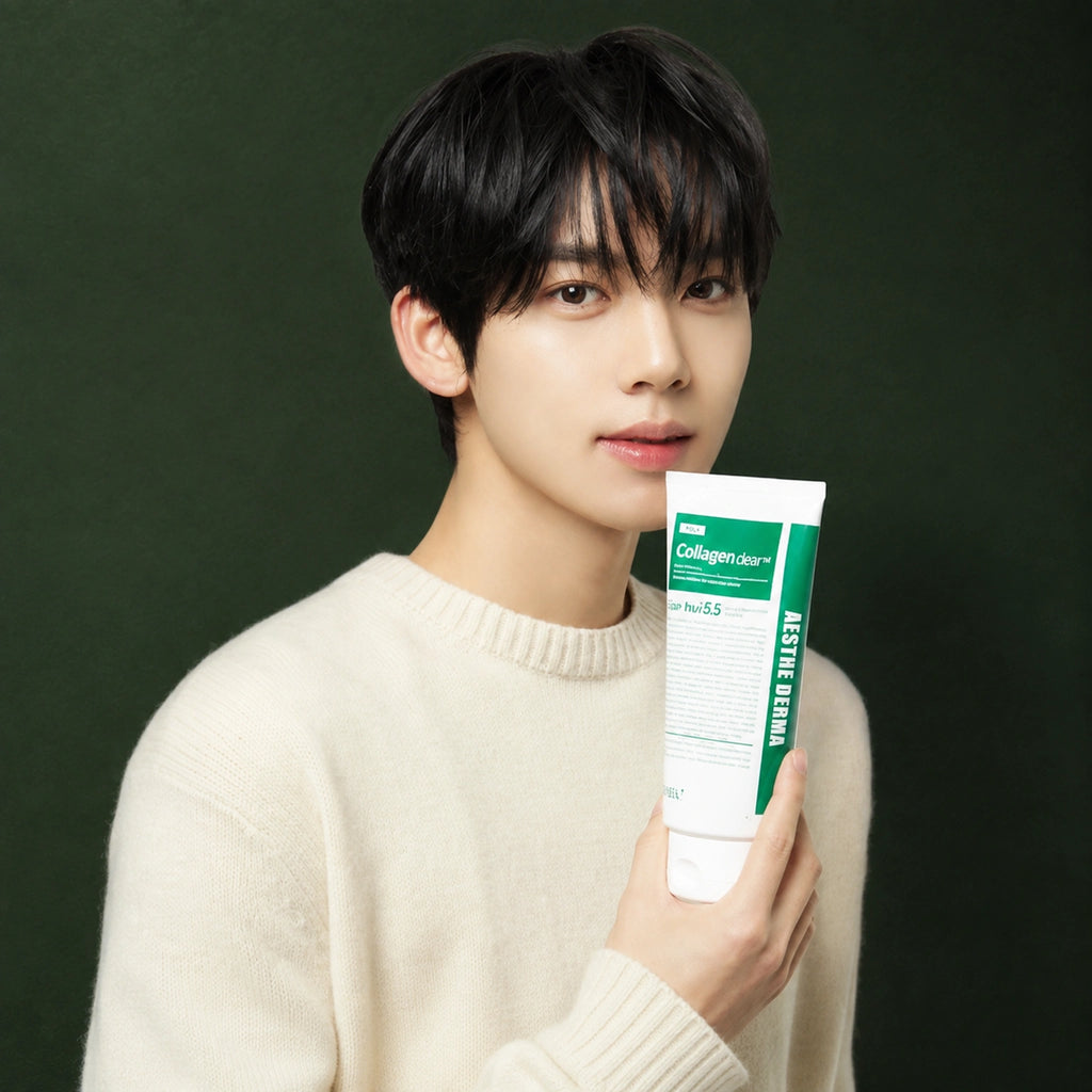 Gel Nettoyant Apaisant Green Cica Collagen Clear 2.0 – Grand Format MEDIPEEL – vue 3 sur fond vert profond.