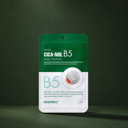 Patchs Ciblés Apaisants PHYTO CICA-NOL B5 MEDIPEEL – vue 2 sur fond vert profond.