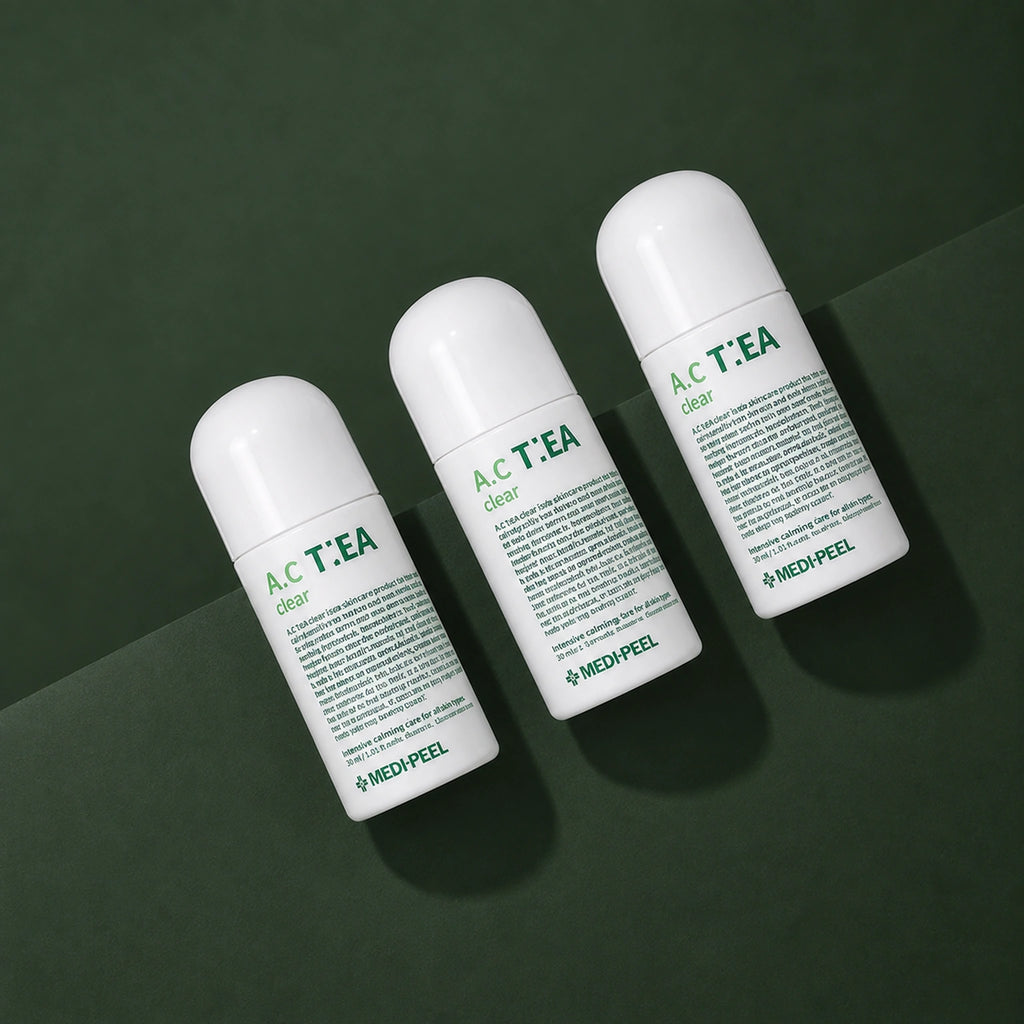 Soin Localisé Anti-Imperfections A.C Tea Clear MEDIPEEL – vue 6 sur fond vert profond.