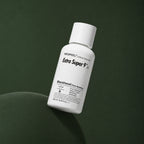 Solution Désincrustante Points Noirs Extra Super 9 Plus 2.0 MEDIPEEL – vue 3 sur fond vert profond.