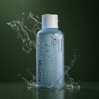 Tonique Hydratant Hyaluronic Acid Layer Mooltox MEDIPEEL – vue 4 sur fond vert profond.
