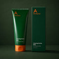 MEDITHERAPY A Clearing Active BHA Facial Gel Cleanser 150ml MEDITHERAPY – vue principale sur fond vert profond.