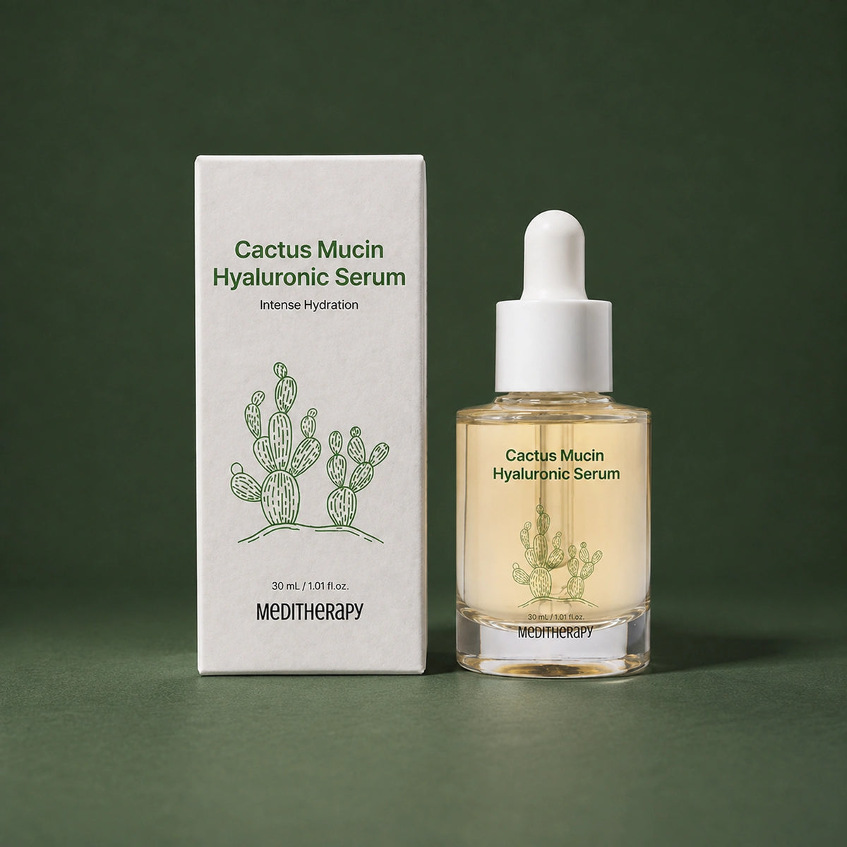 MEDITHERAPY Cactus Mucin Hyaluronic Serum 30ml MEDITHERAPY – vue principale sur fond vert profond.