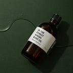 MEDITHERAPY In The Forest Hinoki Body Oil 100ml MEDITHERAPY – vue 3 sur fond vert profond.
