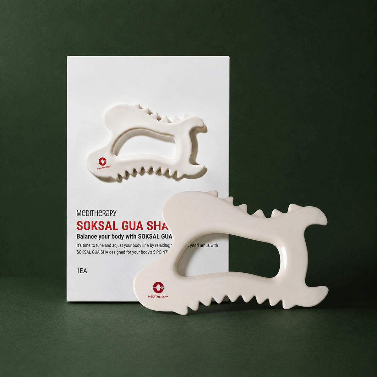 MEDITHERAPY SOKSAL GUA SHA MEDITHERAPY – vue principale sur fond vert profond.