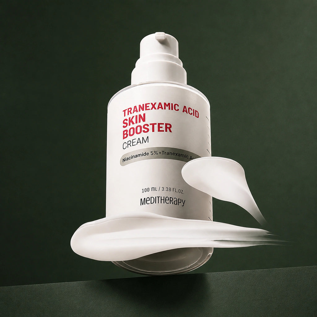 MEDITHERAPY Tranexamic Acid Skin Booster Cream 100ml MEDITHERAPY – vue 3 sur fond vert profond.