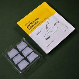 MEDITHERAPY Vita Real Shot Clear Patch 6patches (27.6mm X 18mm) MEDITHERAPY – vue 3 sur fond vert profond.