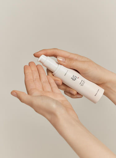 Sérum Solaire Hydratant au Ginseng SPF50+ PA++++ Beauty Of Joseon — application
