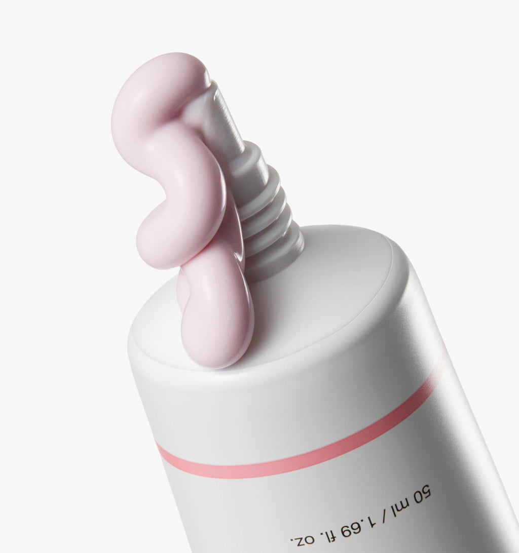 Pink Tone Up SPF50+ Medicube — application