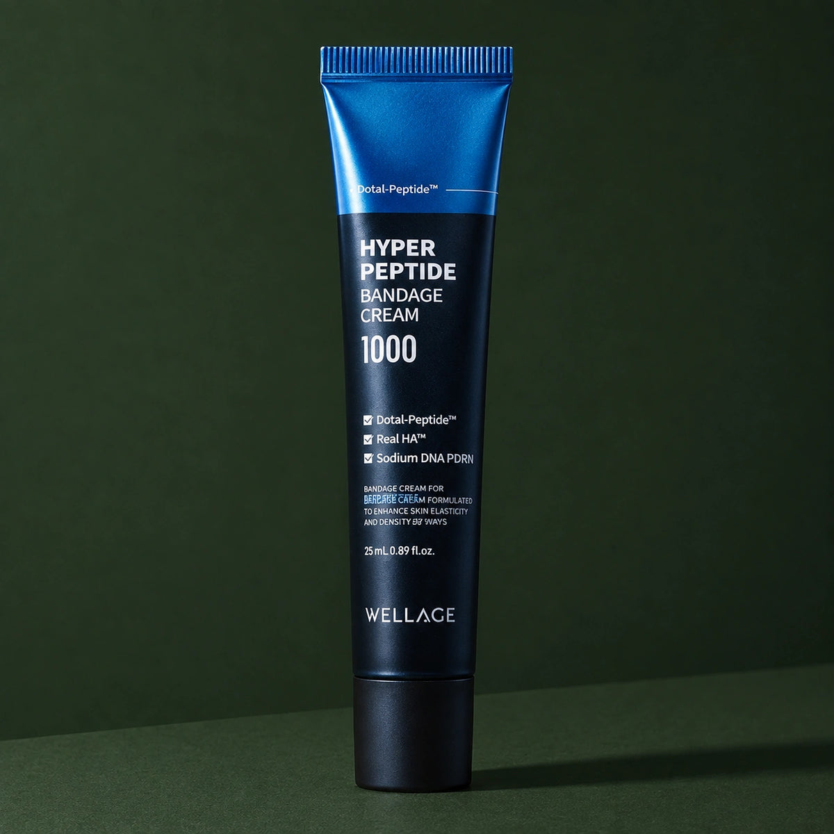 Crème Visage Bandage aux Peptides WELLAGE sur fond vert profond